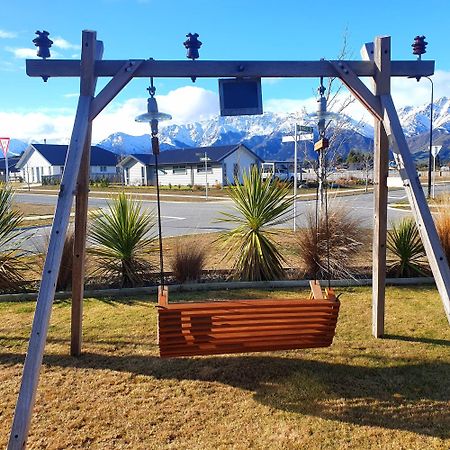 Hawea Heaven: Superking Beds + Hot Tub + Mountain Villa Wanaka Dış mekan fotoğraf