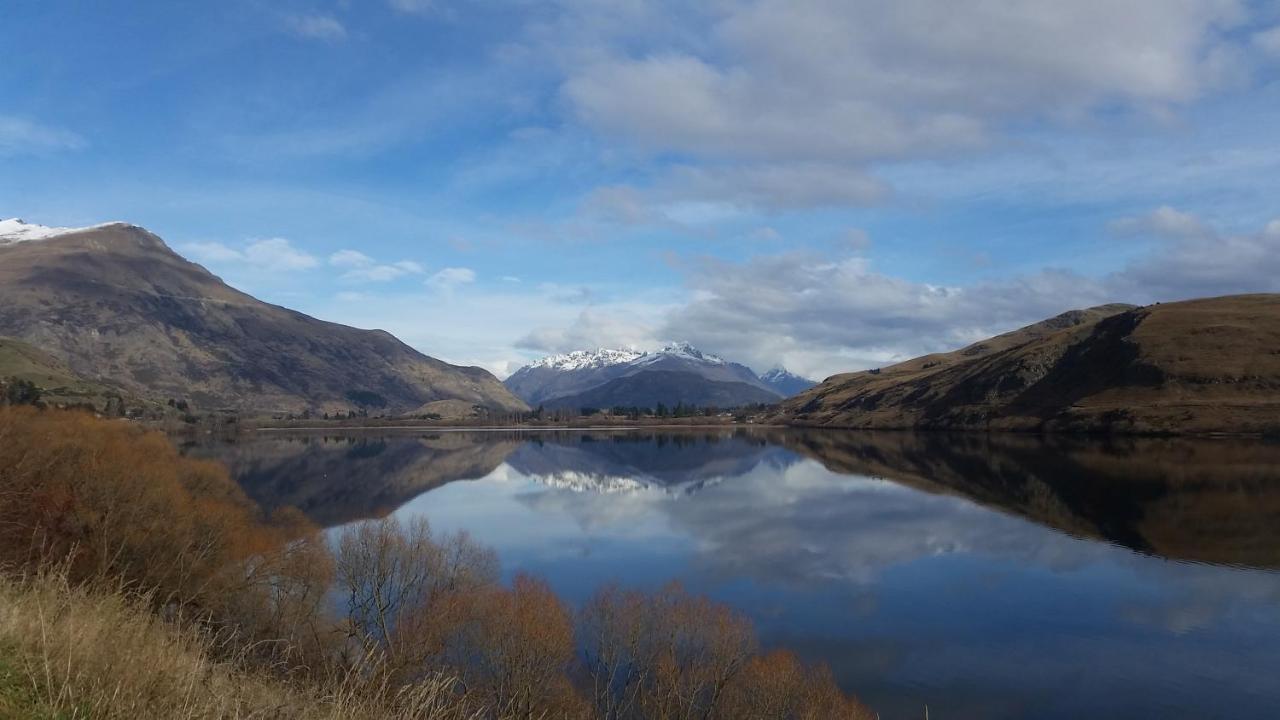 Hawea Heaven: Superking Beds + Hot Tub + Mountain Villa Wanaka Dış mekan fotoğraf