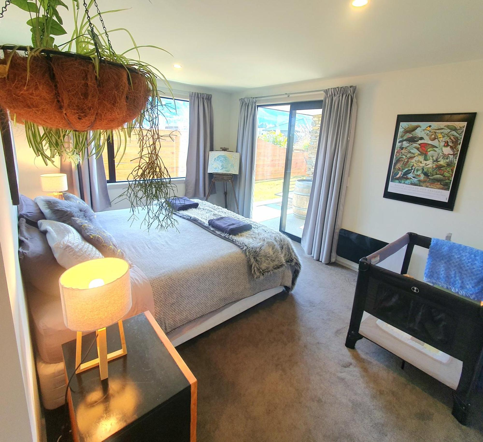 Hawea Heaven: Superking Beds + Hot Tub + Mountain Villa Wanaka Dış mekan fotoğraf